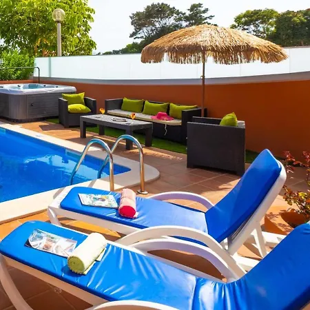 Costa Rica *